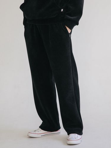 Velour Waffle Wide Pants (Black) - SEARCH410 - Modalova