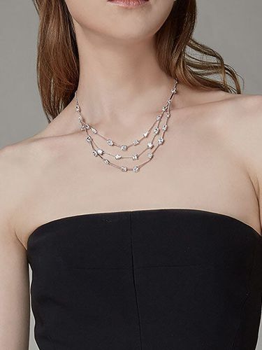 Timeless Triple Necklace - TANI by MINETANI - Modalova