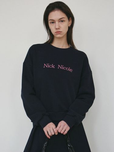 Nicole Classic Logo Sweatshirt_Navy - NICK&NICOLE - Modalova