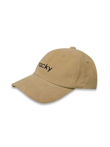 Corduroy Ball Cap _ Beige - macky - Modalova