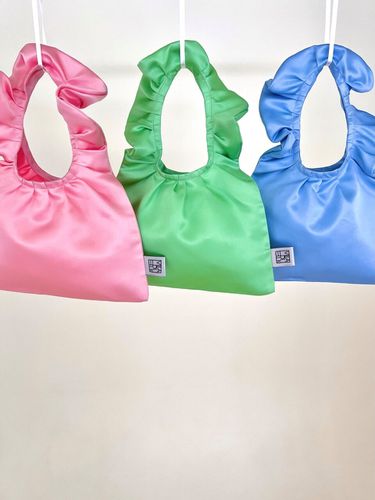 Silk Frill Tote Bag - Seasonal 3 Colors (S) - VILLA DE SILK - Modalova