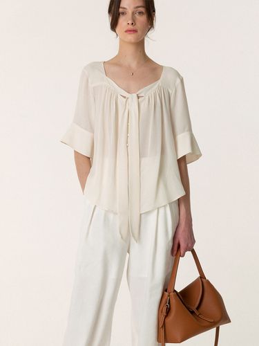 Silk Crepe Ribbon Tied Blouse _Soft Cream - KINDERSALMON - Modalova