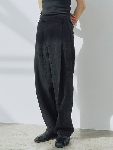 Creased Wool One-Tuck Wide Pants _ - NOIRER - Modalova