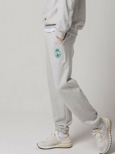 Royal Emblem Sweatpants _ - CLEVER FIELD - Modalova