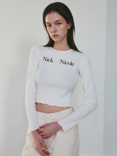 Nicole Signature Slim Sweater_White - NICK&NICOLE - Modalova