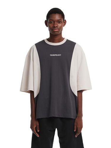 Oversize Color Block T-Shirt (Grey) - Trunk Project - Modalova