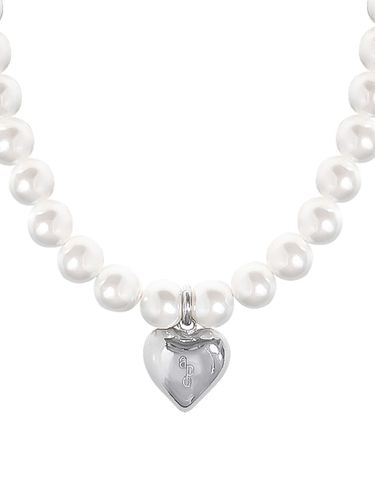 Cutie Pie Pearl Necklace - apple pie order - Modalova