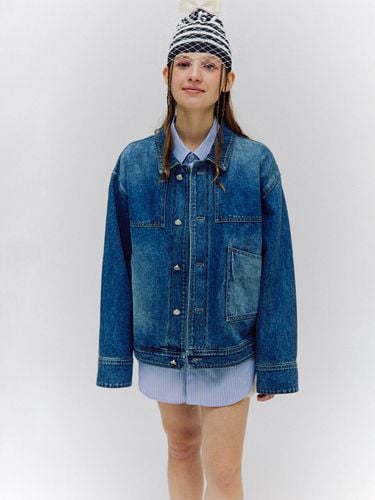 Asymmetry Pocket Denim Jacket_Blue - EZIO - Modalova