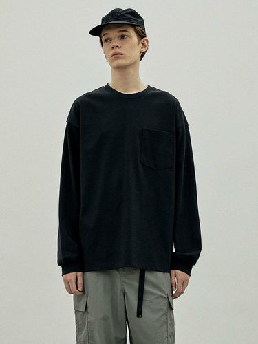 Habit Long Sleeve T-shirt [Black] - endoor - Modalova