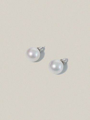 Day Pearl Earrings 12MM - partez - Modalova