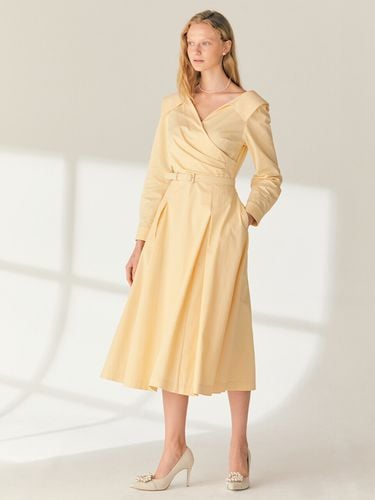 ELLIE V-Neck Shirred Shirt Dress () - BAU by Bride And You - Modalova