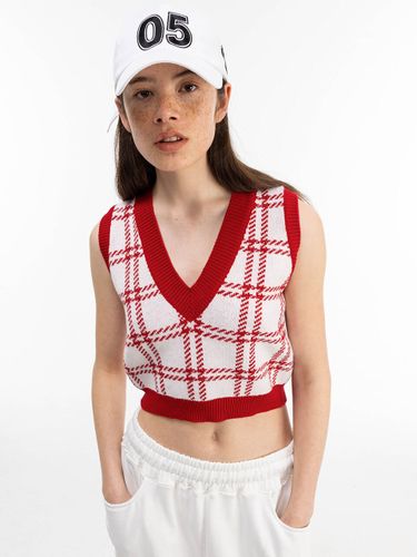 Tartan Check Knit Vest _ Red - CENTAUR.KR - Modalova