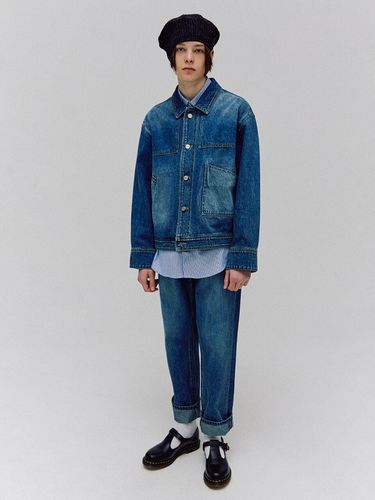 Asymmetric Pocket Denim Jacket () - EZIO - Modalova