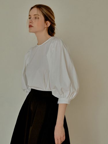 Purity Puff Blouse (White) - RE_L - Modalova