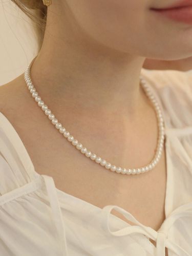 Simple Pearl Necklace - HAS - Modalova