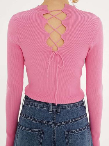 Back String Knit Top_Pink - RAIVE - Modalova