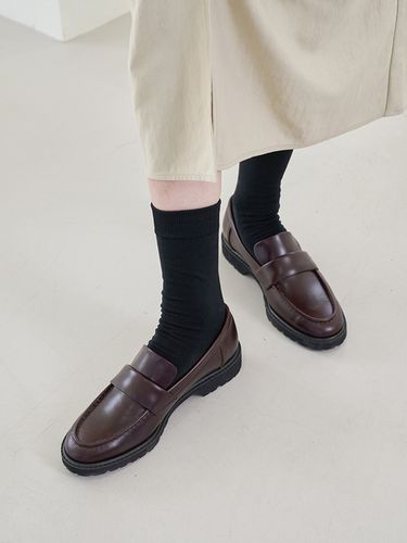 Harper Loafers Leather_Burgundy - blanc sur blanc - Modalova