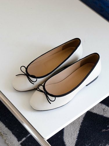 Ballet Flats_Cream - NONETHELESS - Modalova