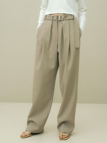 Casual Belted Pants_Khaki Beige - octette - Modalova