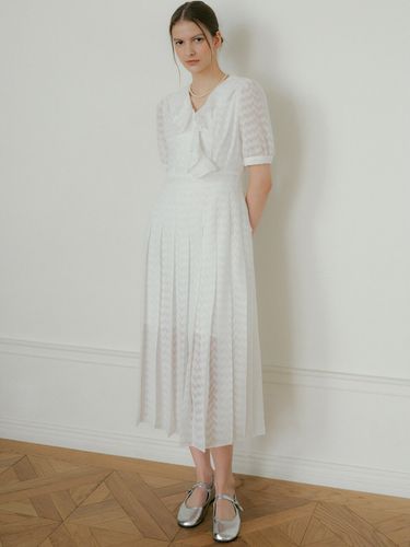 Solid White Dress - octette - Modalova