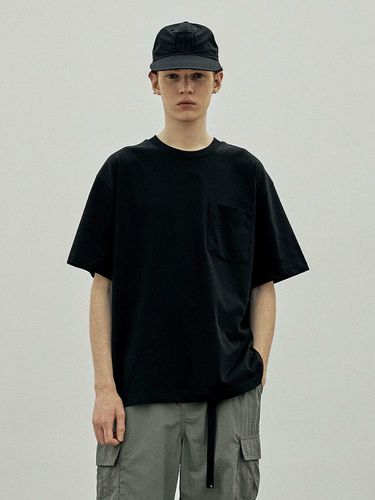 Habit 12 T-shirt [Black] - endoor - Modalova