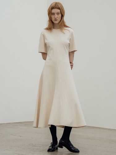 Cotton Flare Dress_Cream - REFINED902 - Modalova