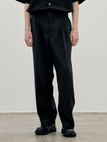 Pleated Line Pants - Black - endoor - Modalova