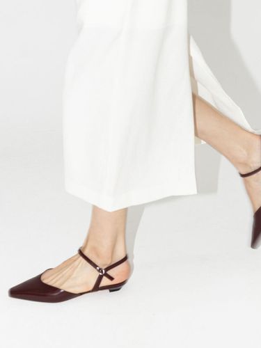 Salt Strap Flat Shoes_Wine - CHAUSSURE LAPIN - Modalova