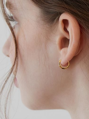 Angle Toy Hoop Earring - TATIANA - Modalova