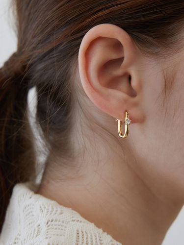 Front Cubic Hoop Earring - TATIANA - Modalova