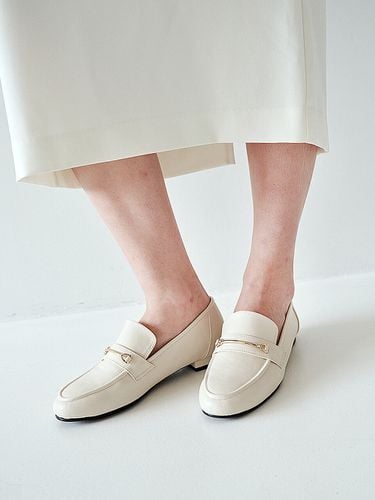 Moiten Loafer_4 Colors - ROLL ON THE CLOUD - Modalova