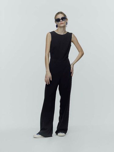 Cross Back Open Jumpsuit _Black - L’H.A.S - Modalova