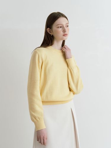 Basic Line Round Semi Crop Knit _ - ADAUL - Modalova