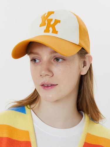 YK Applique Two Tone Ball Cap_Yellow - WAIKEI - Modalova