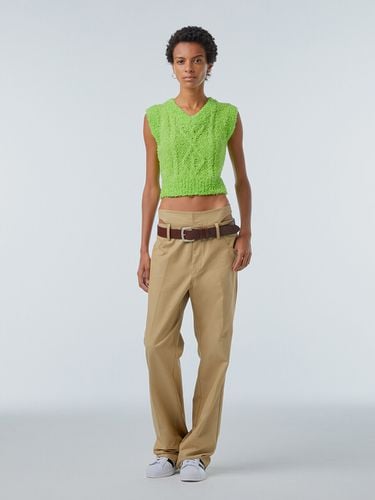 Cropped Cable Knit Vest_Green - INSTANTFUNK - Modalova