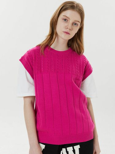 Skashi Mix Vest (Pink) - WAIKEI - Modalova