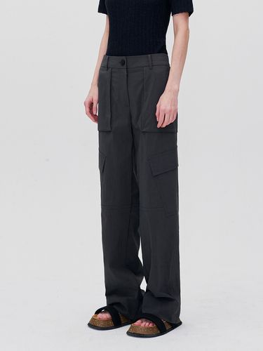 Wide Leg Cargo Pants _ Charcoal - RE RHEE - Modalova