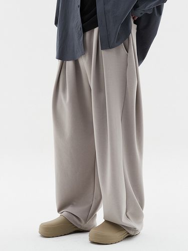 Deep Four-Tuck Flow Banding Pants _ - DNSR - Modalova