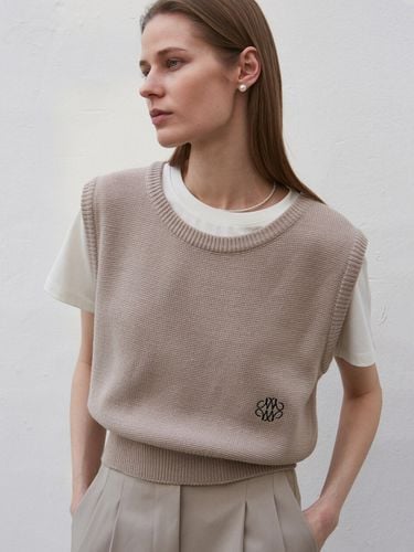 Crewneck Vest_Beige - NICK&NICOLE - Modalova