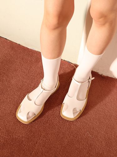 Open Flat Sandals 23023_ White - MOL:pin - Modalova