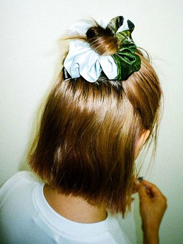 Four Seasons Scrunchie - DAUGHTER - Modalova