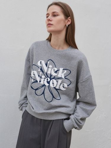 Floral Stylish Sweatshirt_Gray - NICK&NICOLE - Modalova