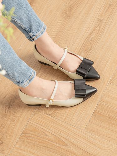 Lara Ribbon Flats_Cream - amellie - Modalova