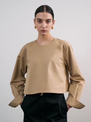 Basic Crop Shirt - RENEJ - Modalova