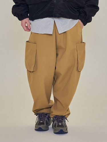 CB Wide Banding Cargo Pants (Beige) - CARGOBROS - Modalova