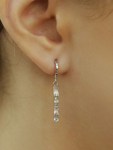 Cubic Drop One TOuch Earring (14k) - Shertz - Modalova