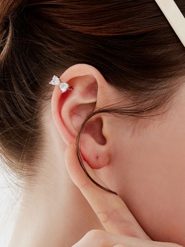 Kitschy Cubic Ribbon Mini Earcuff - Shertz - Modalova