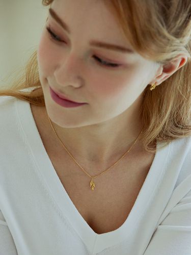 Tulip Flower Pendant Necklace (14k) - Shertz - Modalova