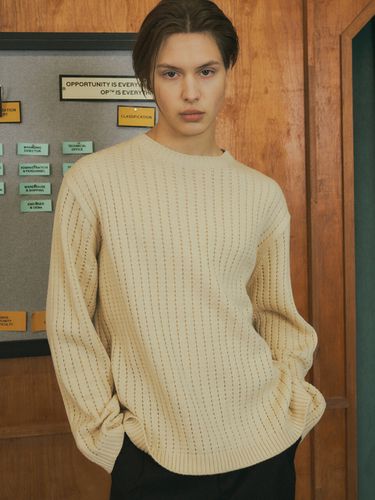 Hole Round Knit Pullover - HALBKREIS LAYOUT - Modalova