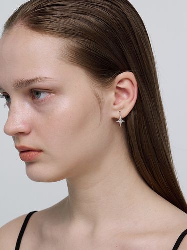 Star Orbit Earrings - MONDAY EDITION - Modalova